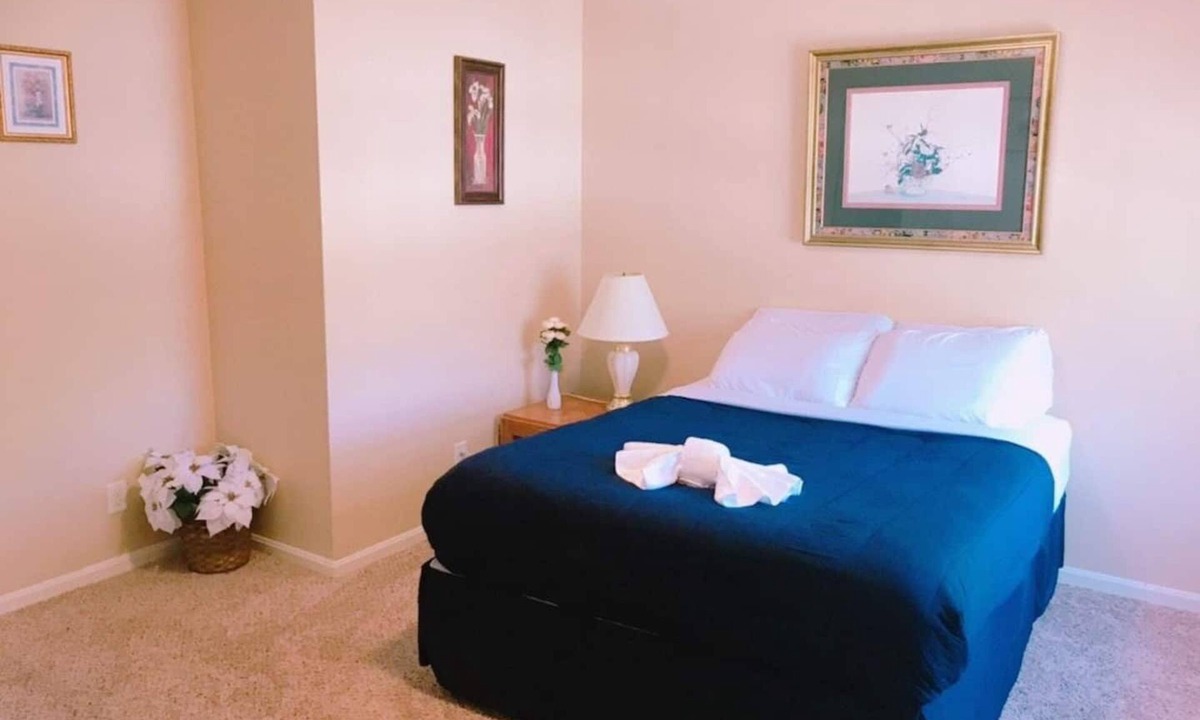Greensboro Apartment | Beautiful Apartment in Historic Downtown Area!