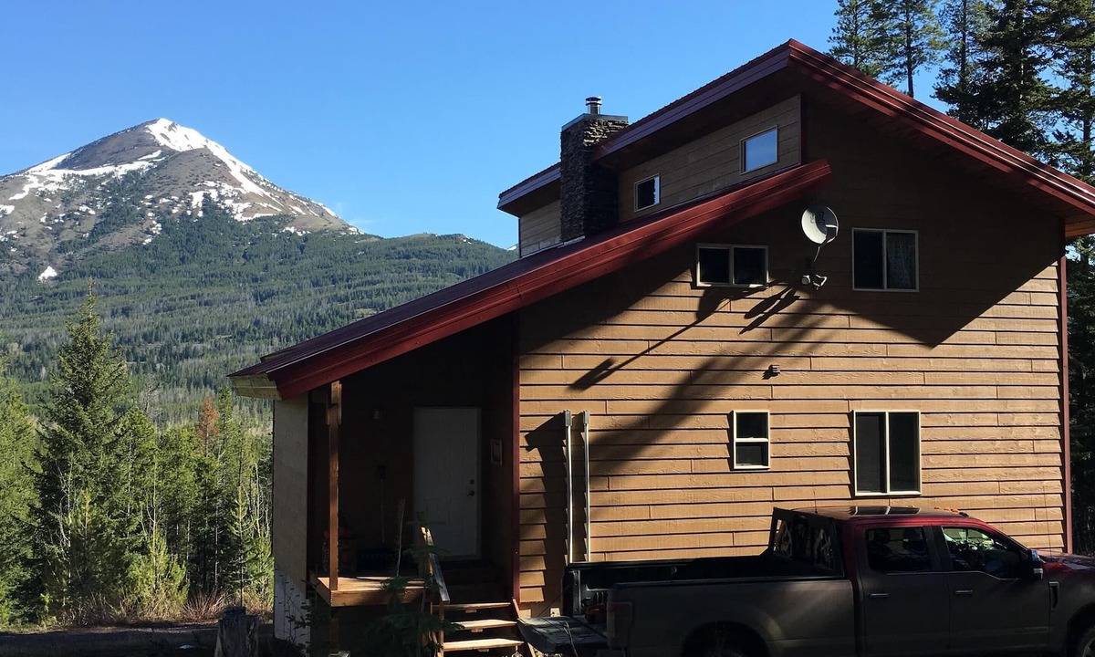Essex Cabin | Beautiful Mountain Home with Great Views. Near E. Glacier. See Drone Video