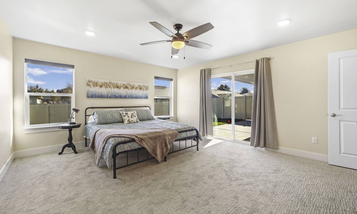 Twin Falls House | Beautiful new home in Broadmoor Subdivision
