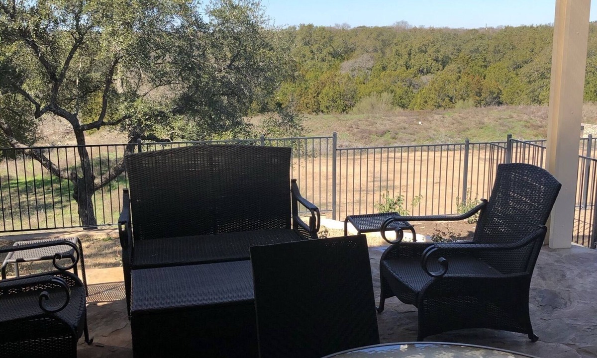 Georgetown House | Beautiful Sun City Georgetown Executive Home with Private Rear Yard