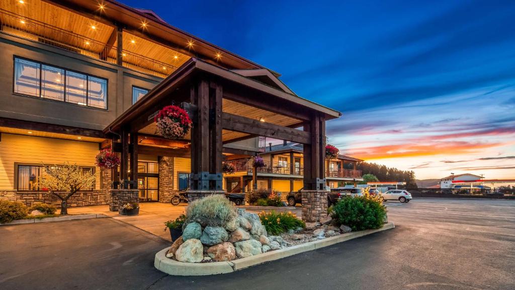 Flathead County Hotel | Best Western Plus Flathead Lake Inn and Suites