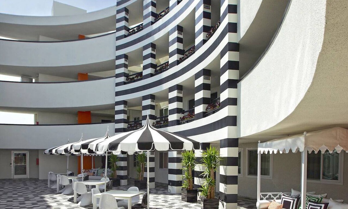 Pico - Robertson Hotel | Beverly Hills Stay | 1 Unit | Near Robertson Blvd Shopping