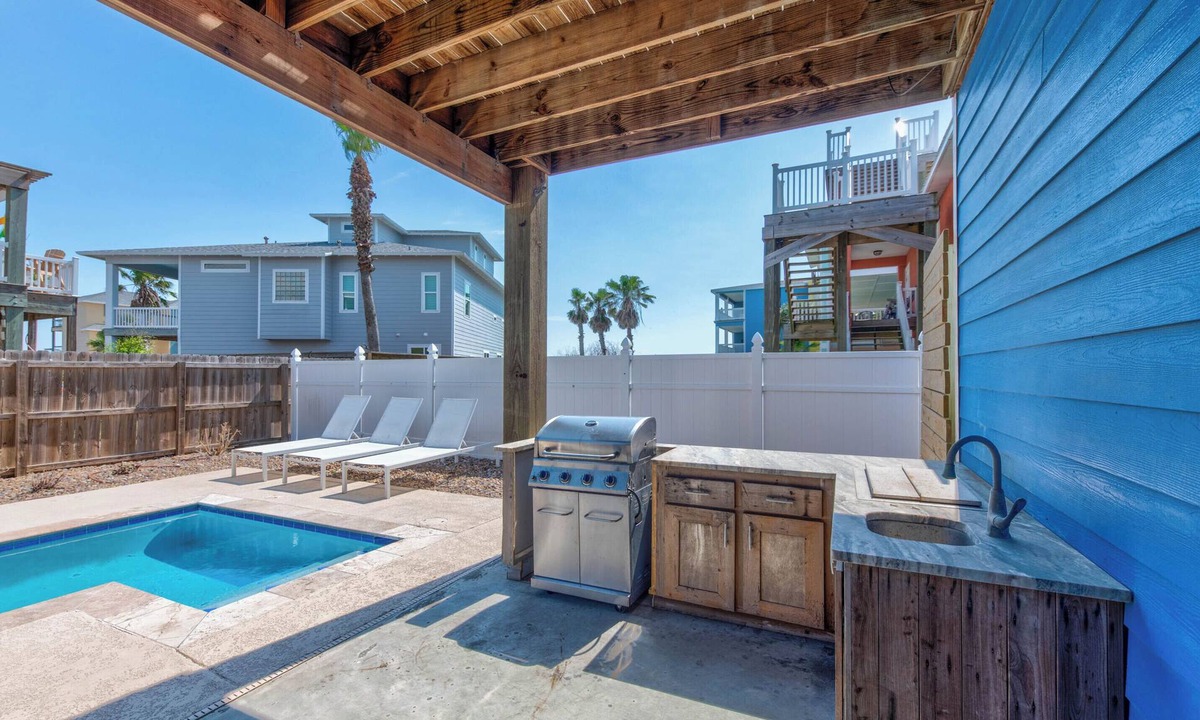 Safe Harbor House | Big Blue by Silver Sands Vacation Rentals