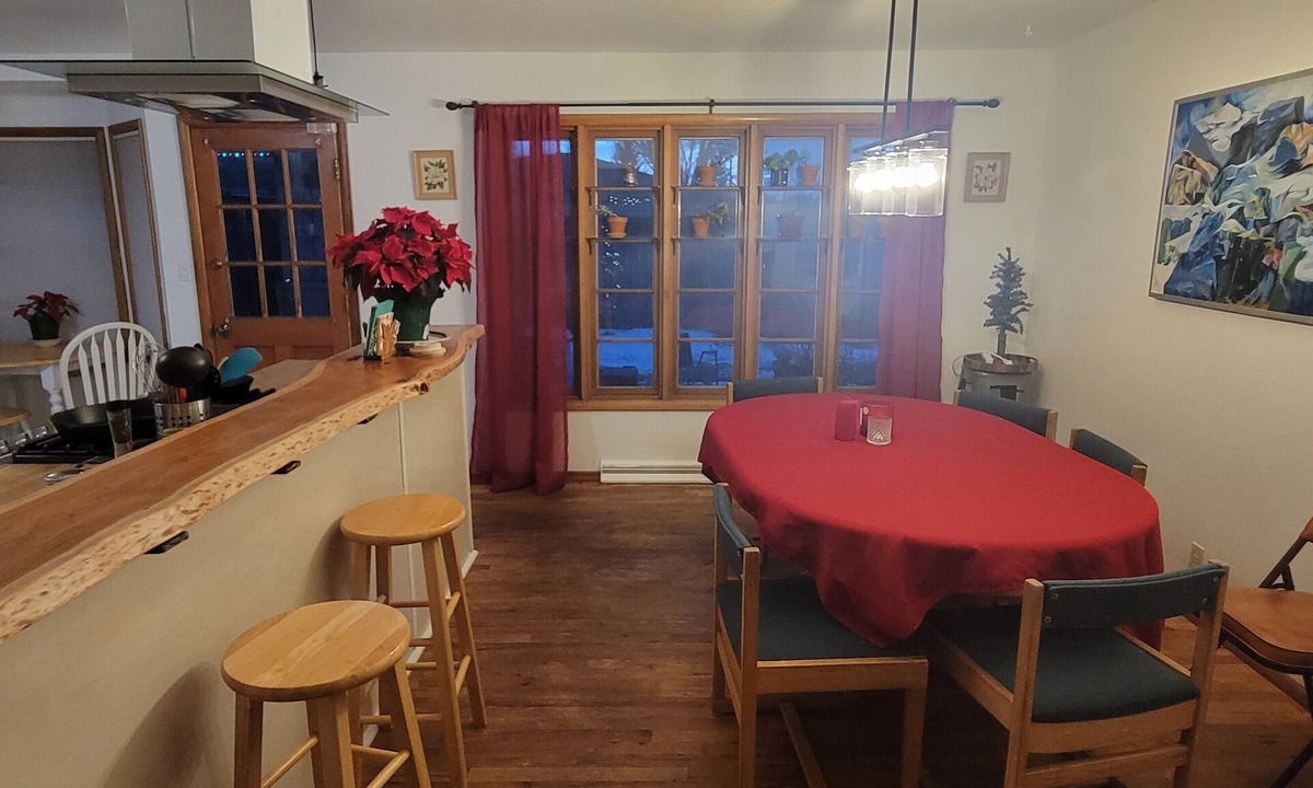 Laramie House | Big, Comfy Home near Parks and UW East Campus