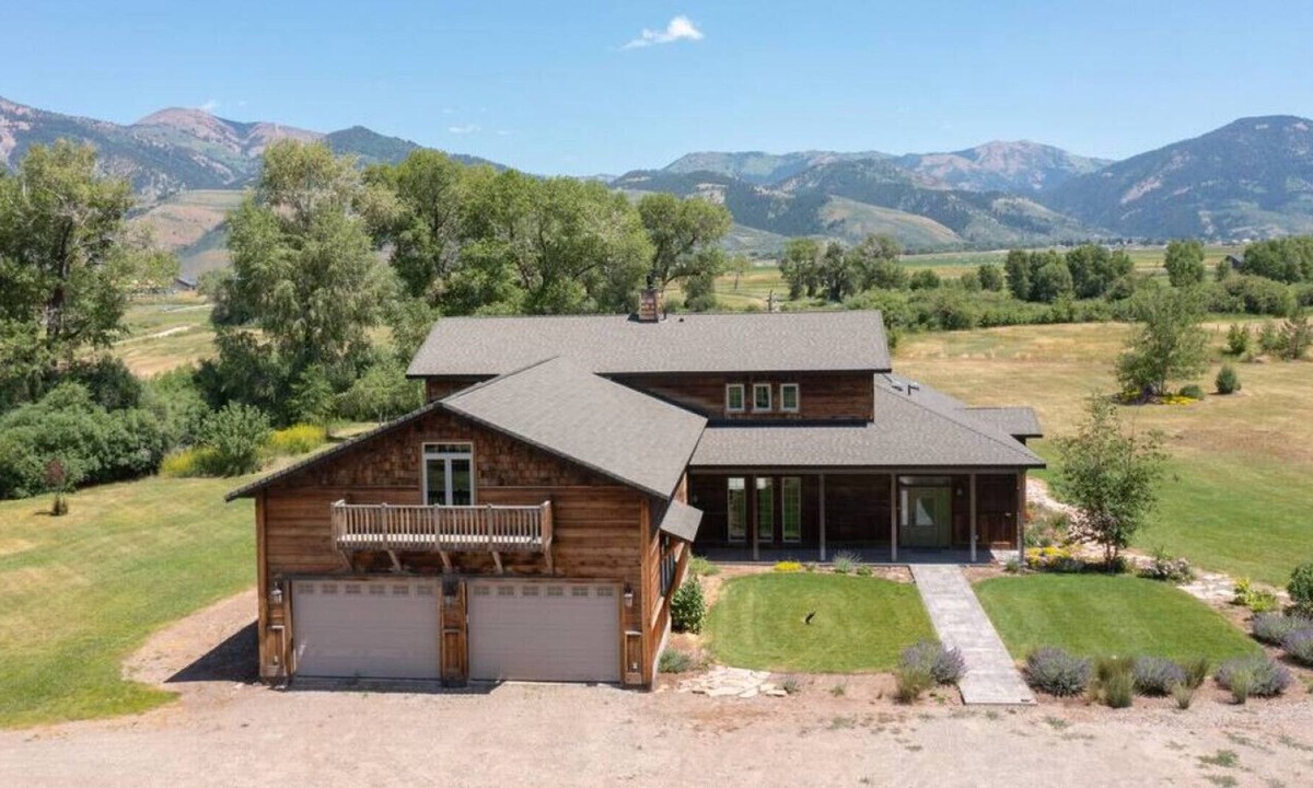 Afton Cabin | Big Ridge Meadows Cabin - creek on property!