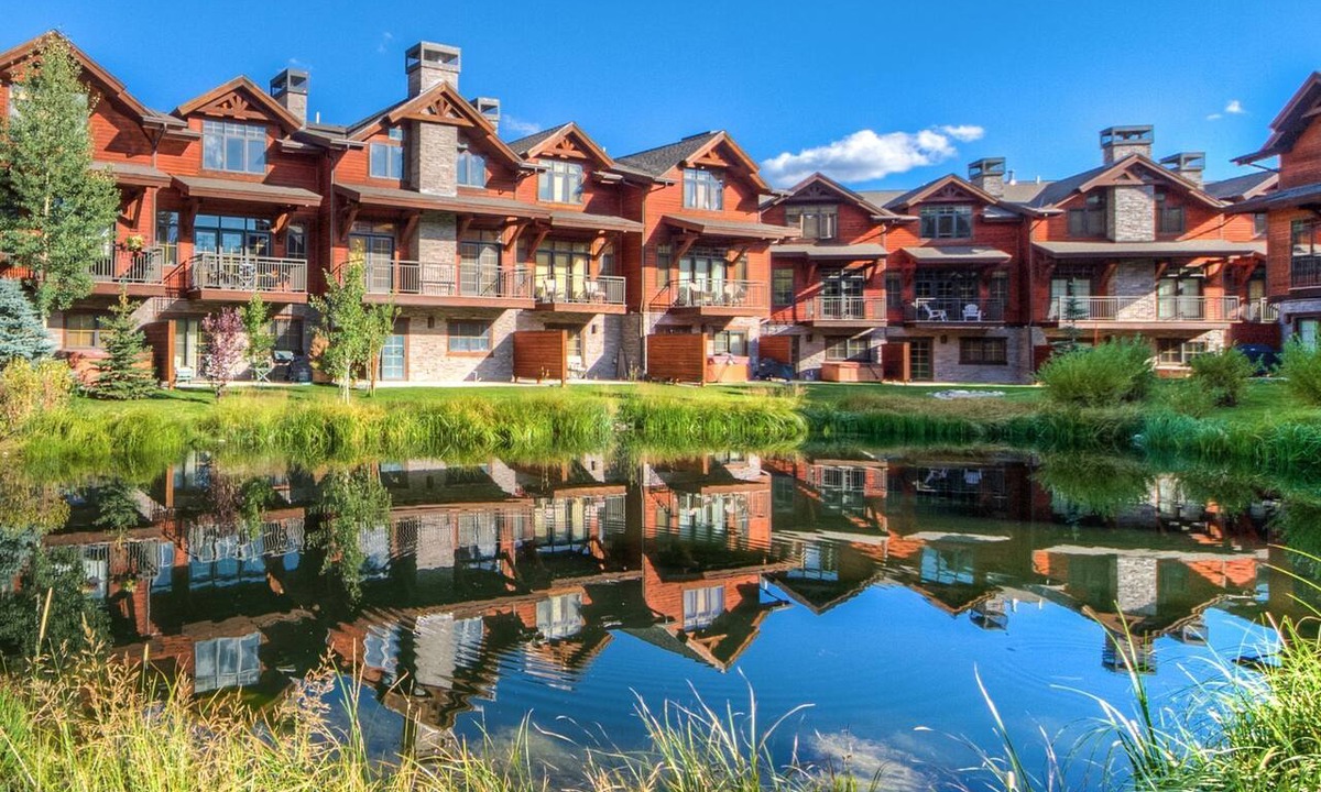 Big Sky Meadow Village Condo | Big Sky Vacation Rentals: SP Club Condo 22