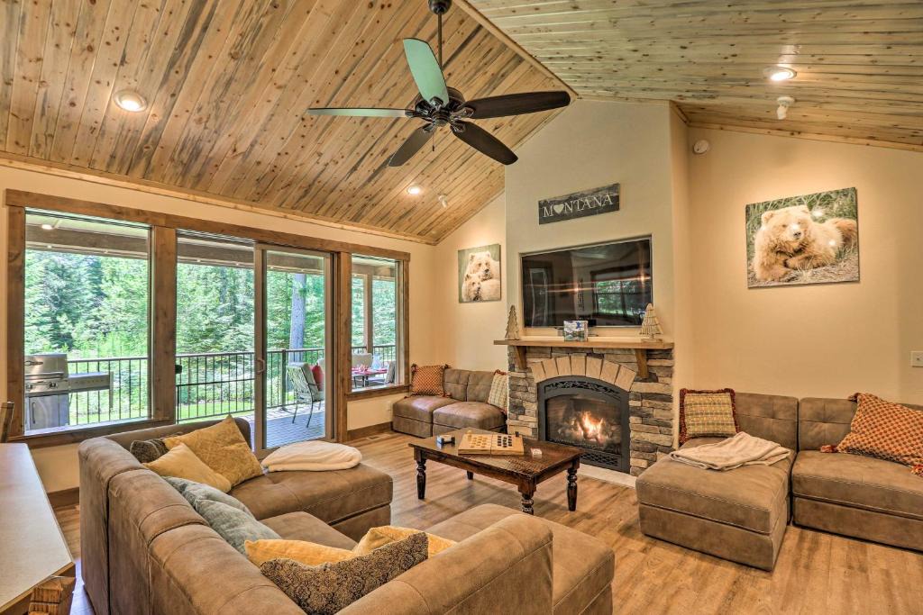 Bigfork House | Bigfork Modern Living - Pet and Family Friendly!