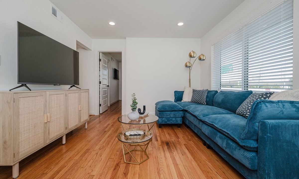 Civil Rights Historic District Condo | Birmingham Central Six- Big Groups/Private Parking