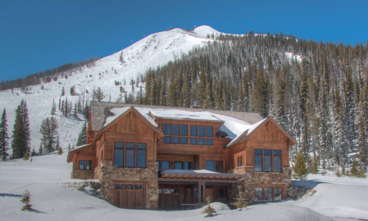 Big Sky House | Blue Moon Chalet - Best Family Ski in/Ski out! Luxurious House- Epic Location!