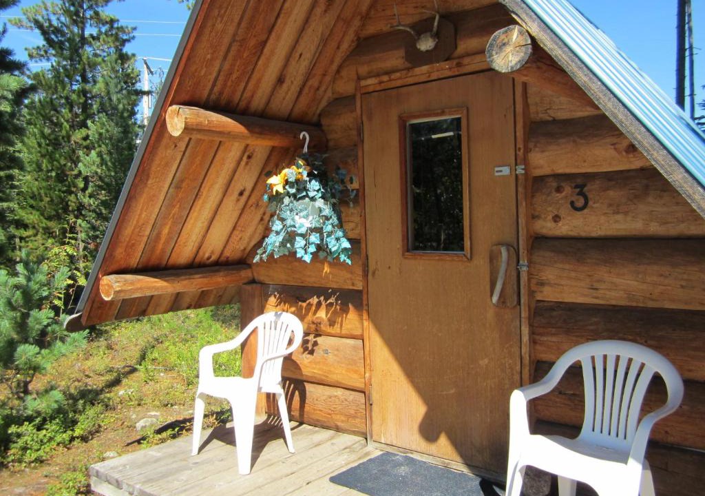 Blue River Resort | Blue River Campgrounds & Cabin-public washroom