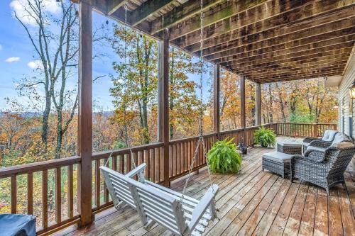 Ringgold Apartment | Bohemian Hideaway, Mountain and Valley Views, Pet Friendly