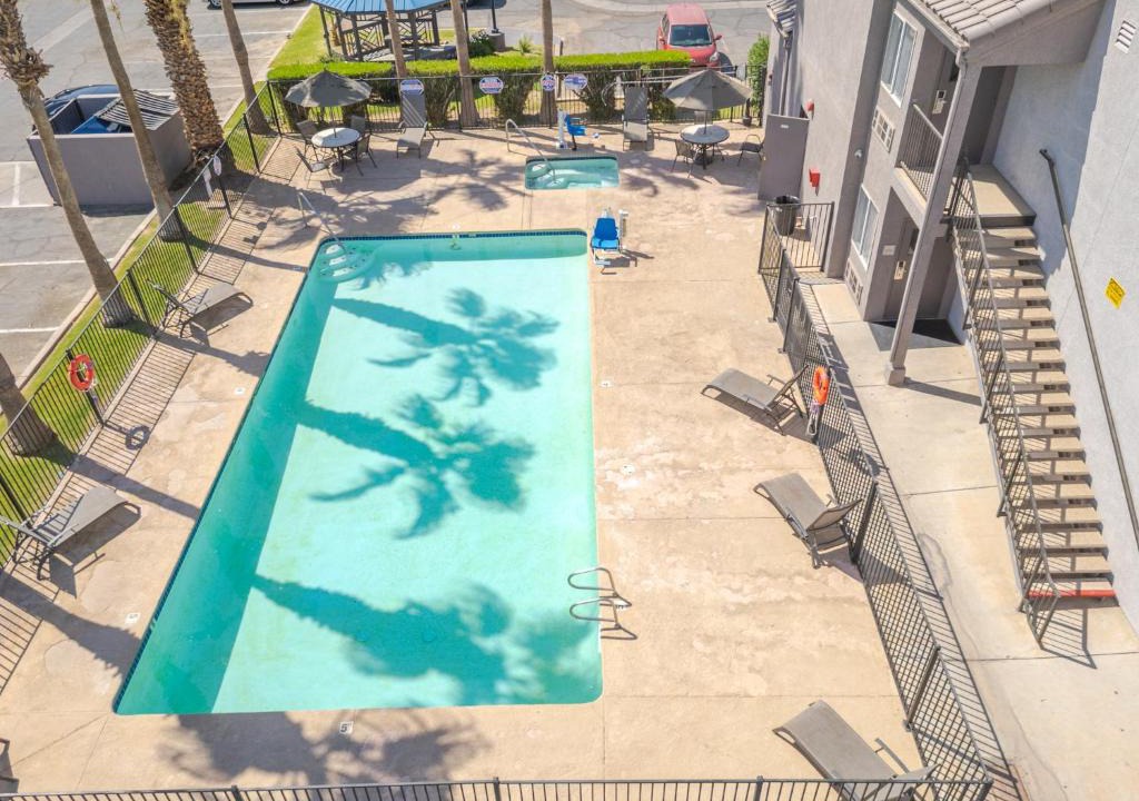 Brawley Hotel | Brawley Inn