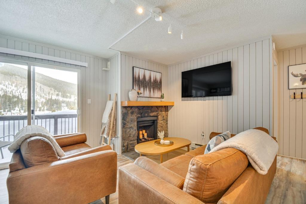 Blue River Apartment | Breckenridge Area Condo with Mountain Views