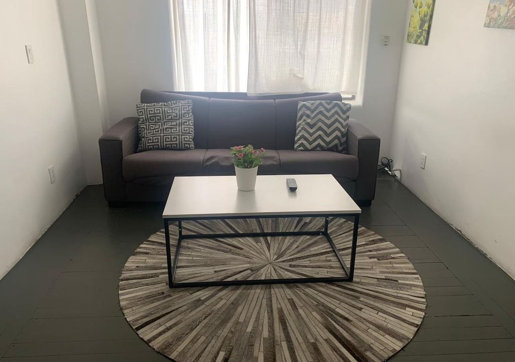 Old Town Apartment | BRIGHT & AFFORDABLE 2B/1B APARTMENT IN TORRANCE