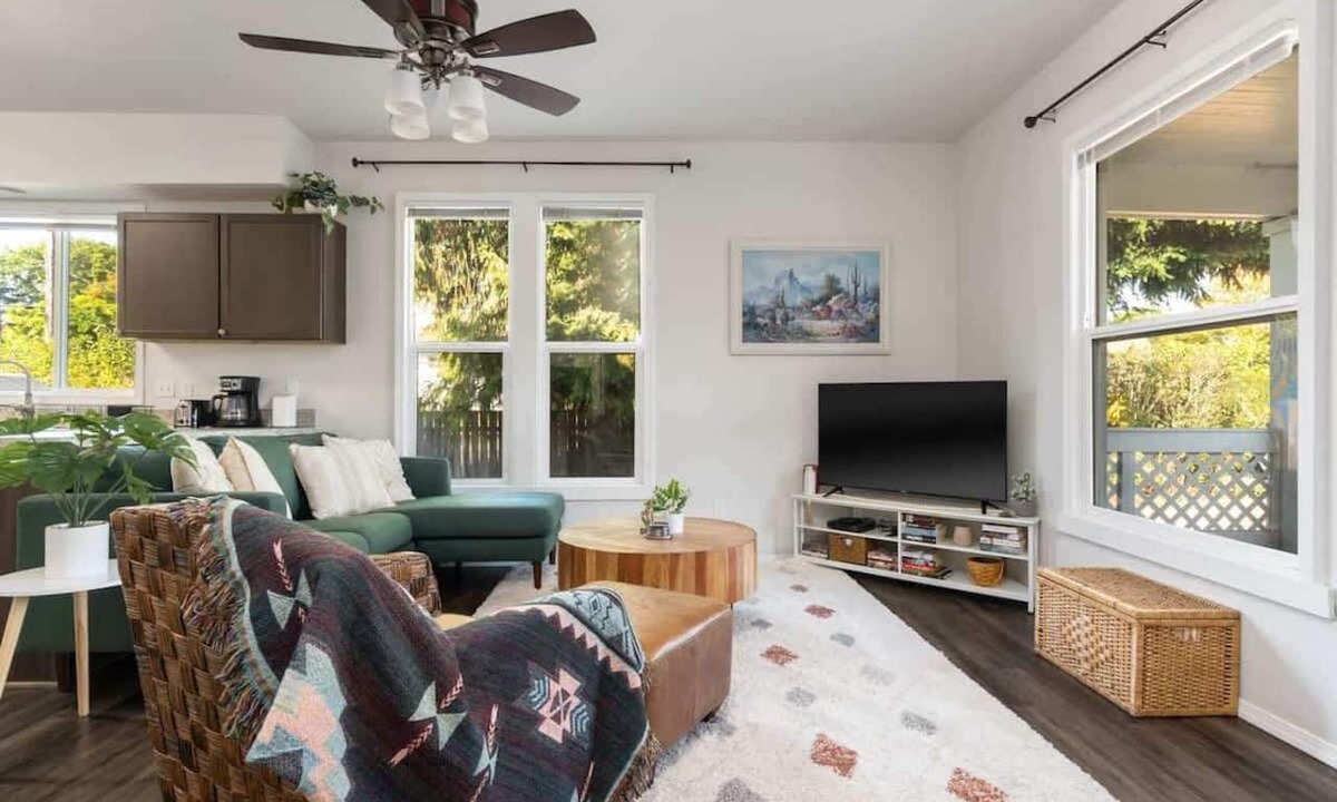 Centralia Apartment | Bright Boho Retreat | 2BR w/Natural Light & Cozy Vibes
