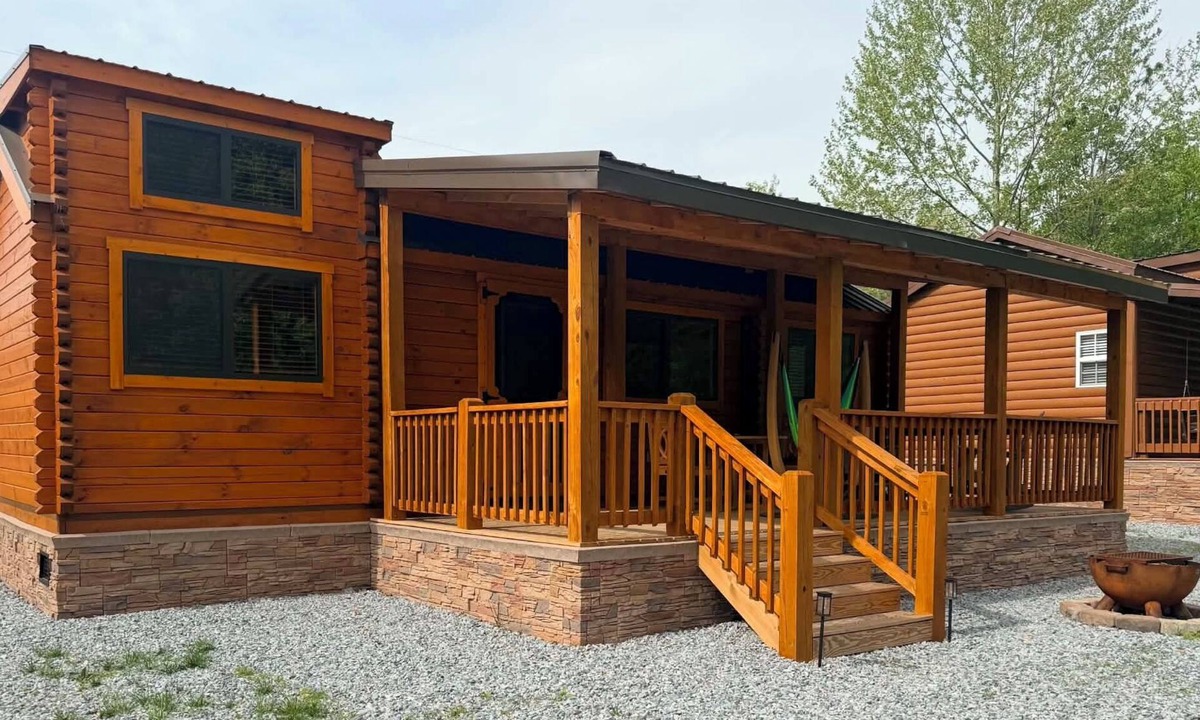 Frank Cabin | Buck Hill Campground Tiny Home Cabin #2
