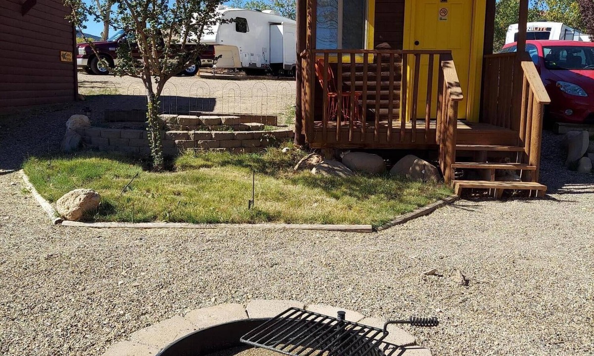 Escalante Cabin | Cabin 2 - 'The Ruess' - Dry Camping Cabin