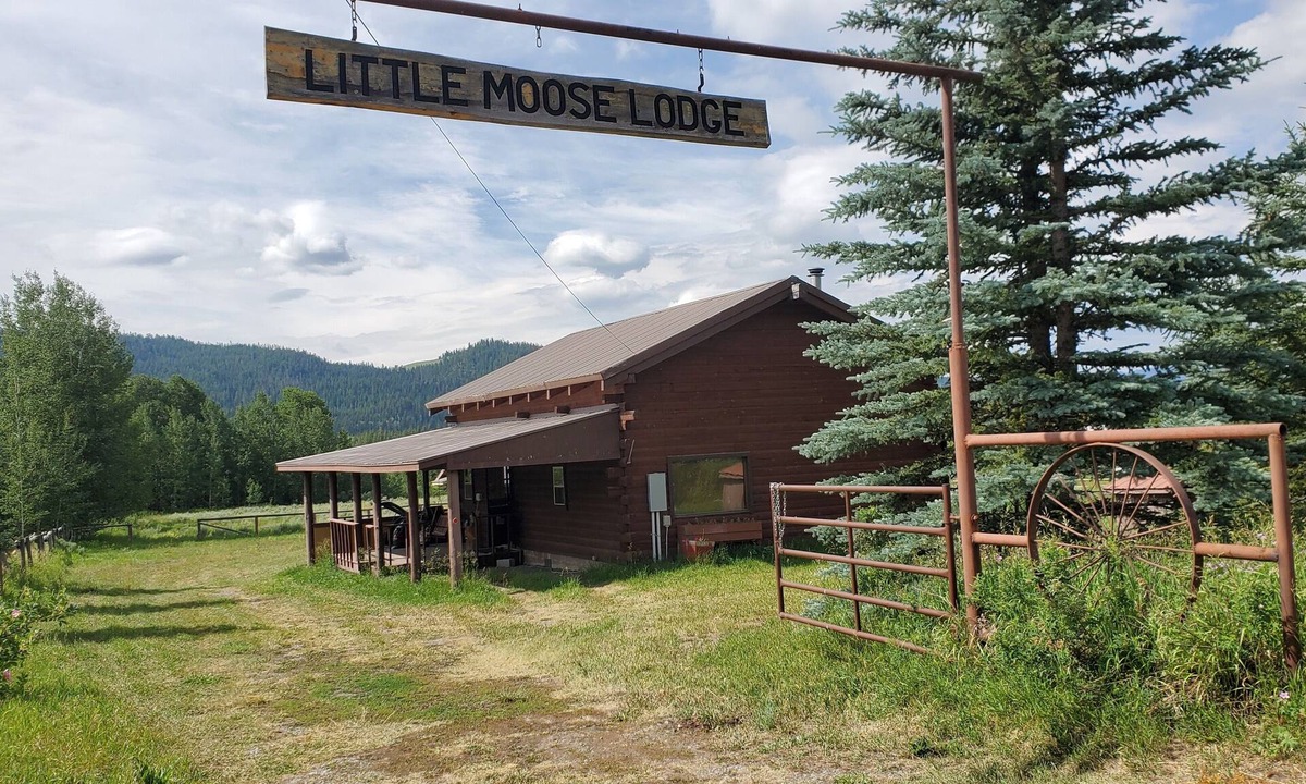 Moran Cabin | Cabin with Teton view nestled between Grand Teton National Park and Yellowstone