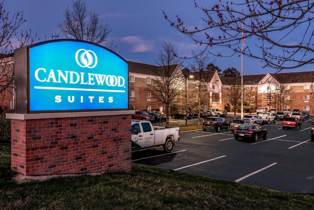 Glen Allen Hotel | Candlewood Suites Glen Allen-Short Pump