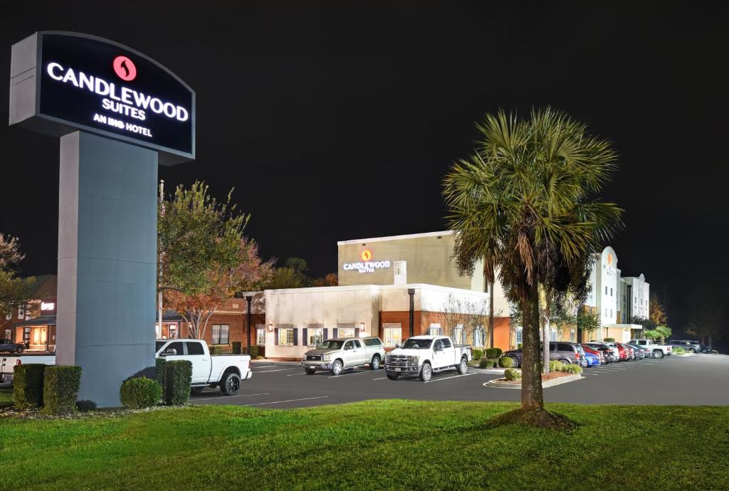 Sumter Hotel | Candlewood Suites Sumter by IHG
