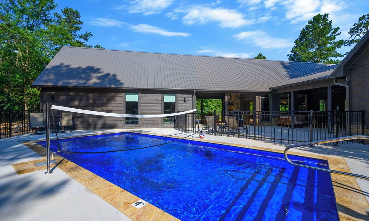 Broken Bow Cabin | Cannonball Cove l Luxury Cabin with Private Pool, Game Room & Hot Tub- Sleeps 23