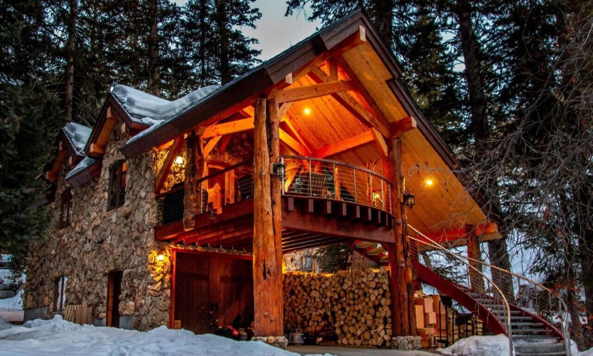 Sundance Cabin | Carriage House on The Stream Sundance, Utah