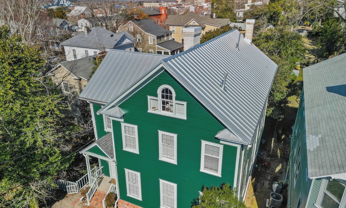 Wilmington Historic District House | Casa Verde: 4BR with 4 Ensuites, Walk to Riverwalk and Downtown!
