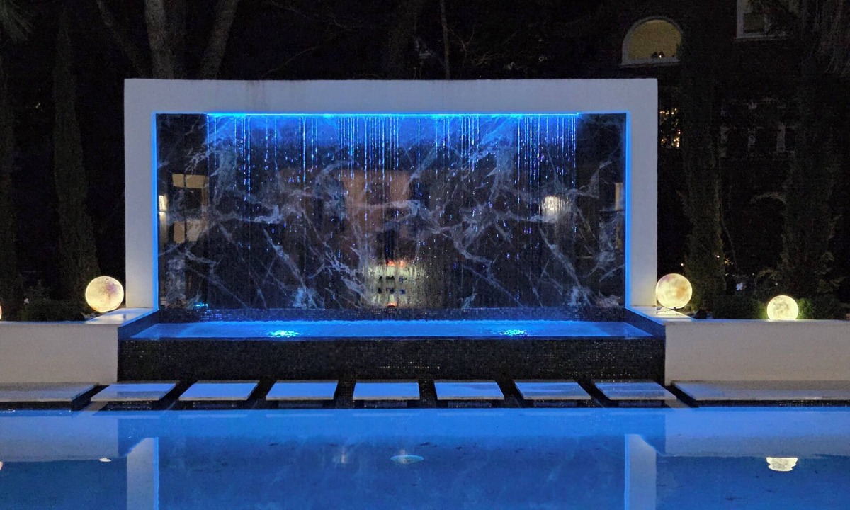 Charlotte House | Celebrity Resort Luxury Home, Very elegant, the ultimate destination estate.