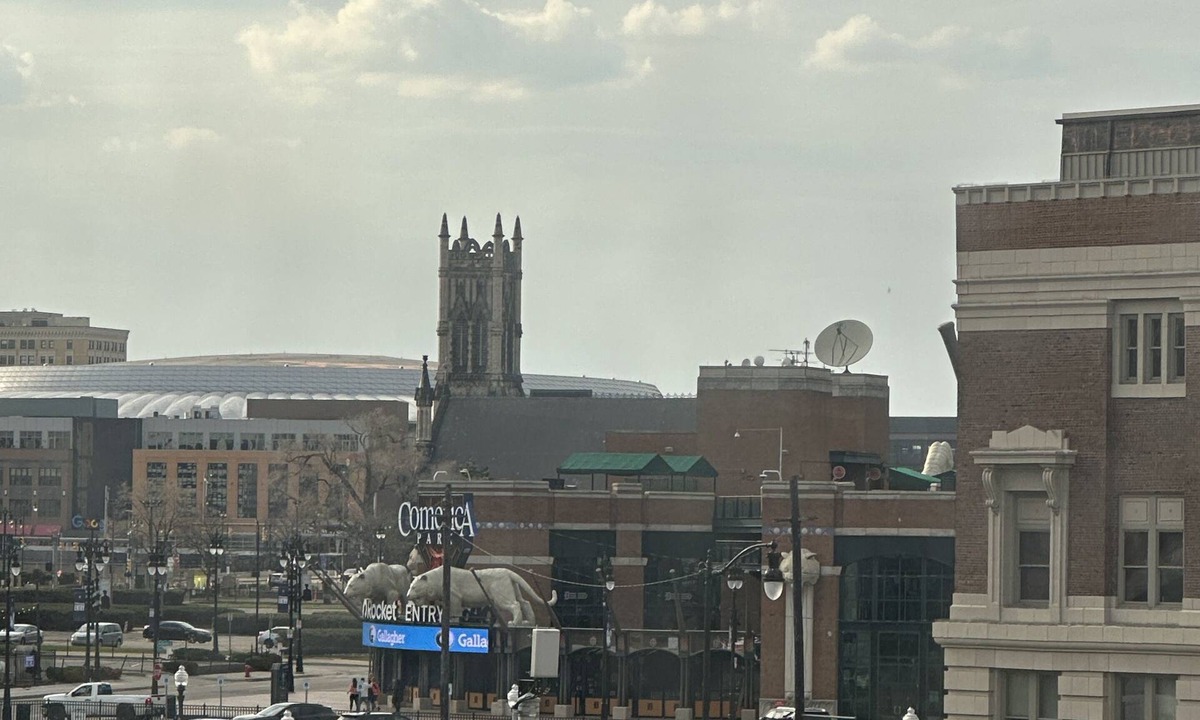Downtown Detroit Apartment | Central Downtown Detroit 1 Bedroom staynNear all Stadiums