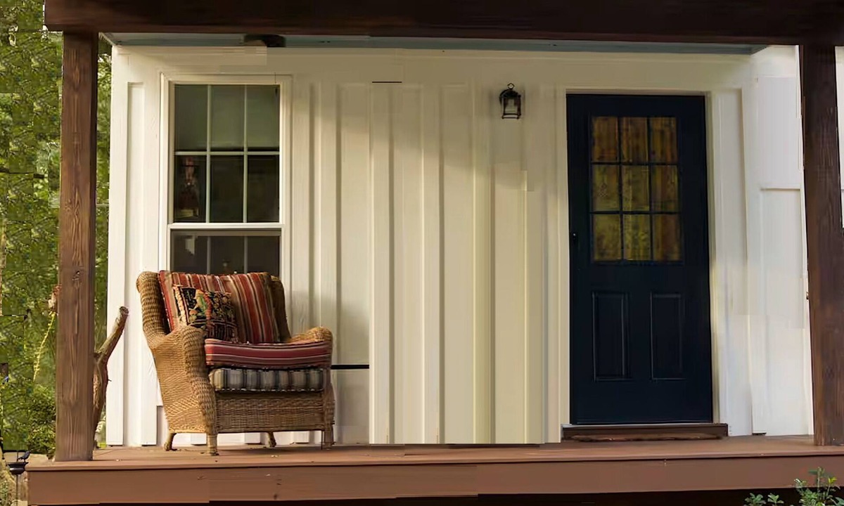 Chapin Cottage | Charming 1-bedroom "glamping" cottage in peaceful Chapin [see description below]