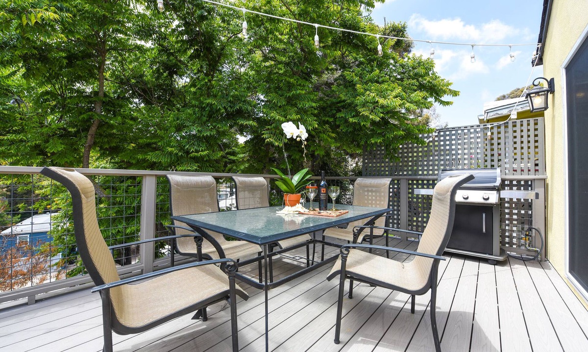 Middletown House | Charming 1920s Mariposa Cottage Heart Of Hillcrest