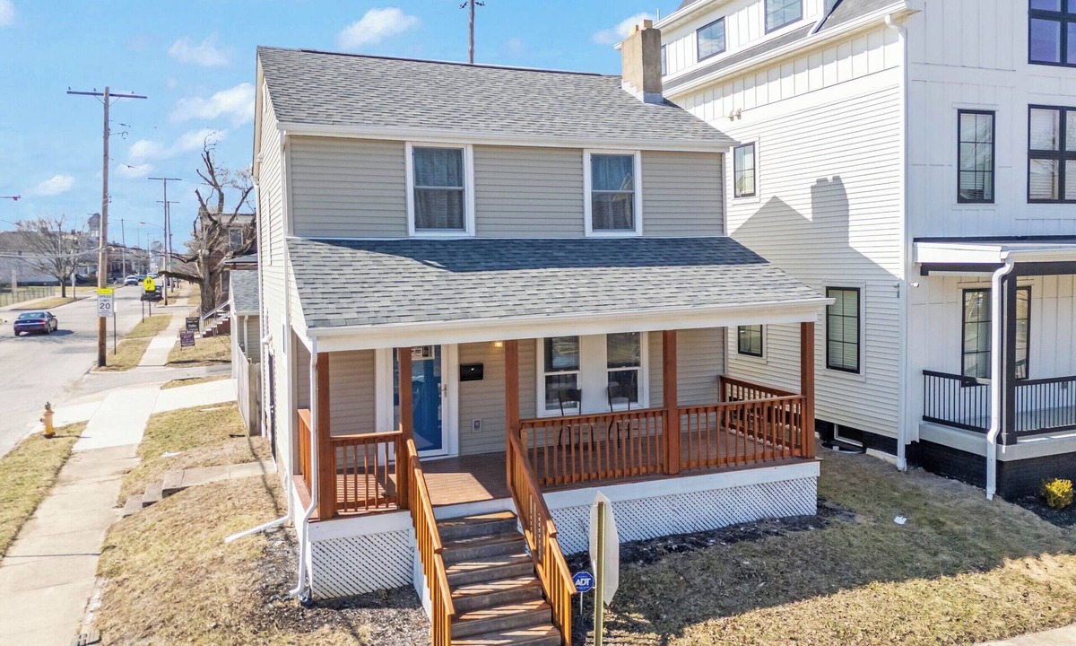Olde Towne East House | Charming 2-bedroom house in lovely Columbus with AC