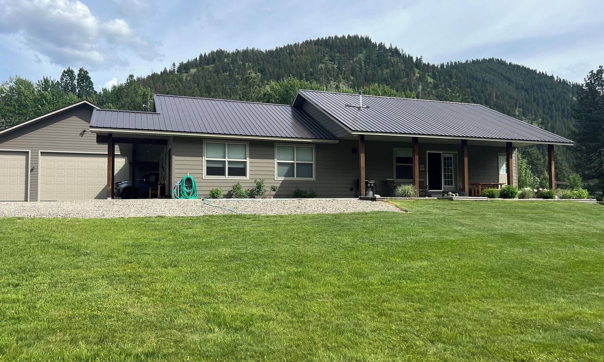 Gibbonsville House | Charming 3-bedroom house in beautiful North Fork, ID