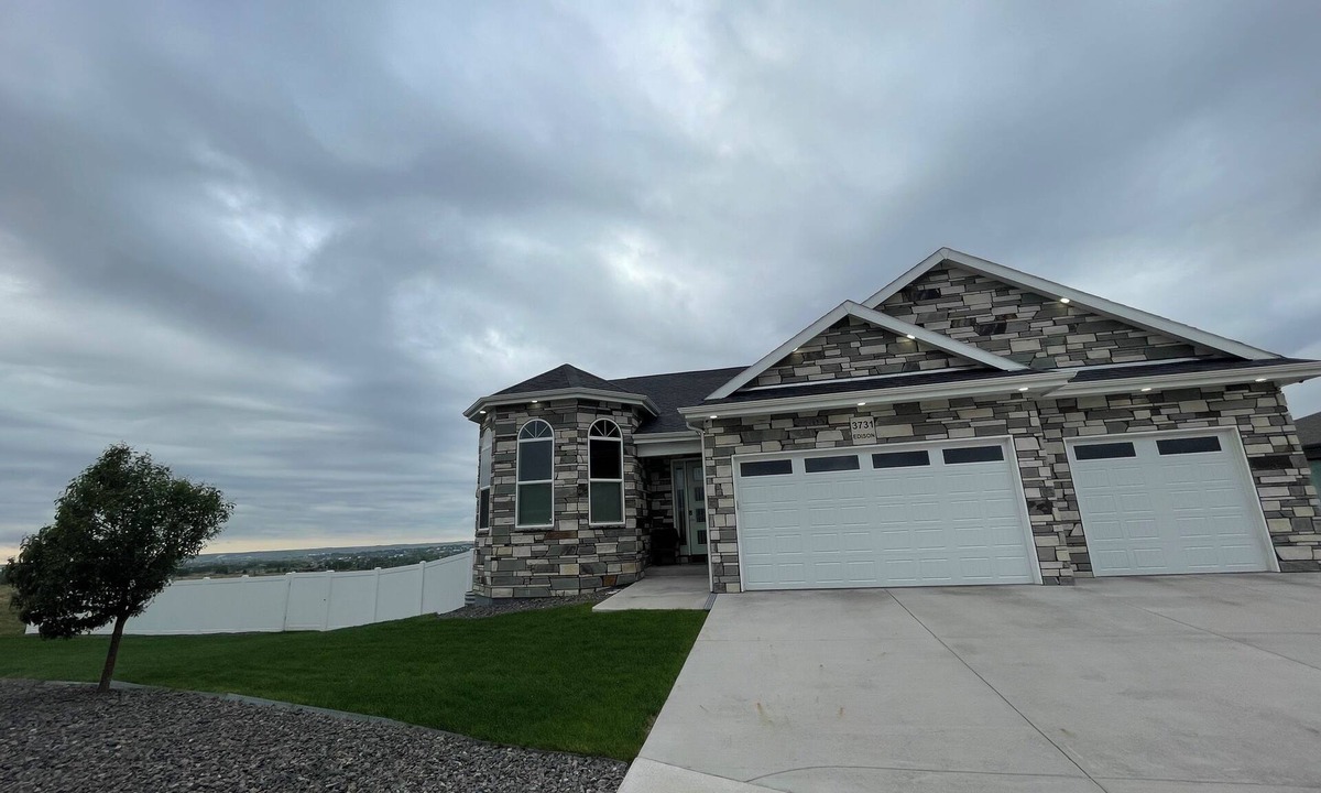 Ranchettes House | Charming 3-bedroom house in Cheyenne with WiFi, AC. Breathtaking views/sunsets!