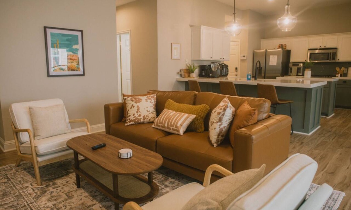 McKinney House | Charming 3BR Family Retreat in McKinney Pets OK