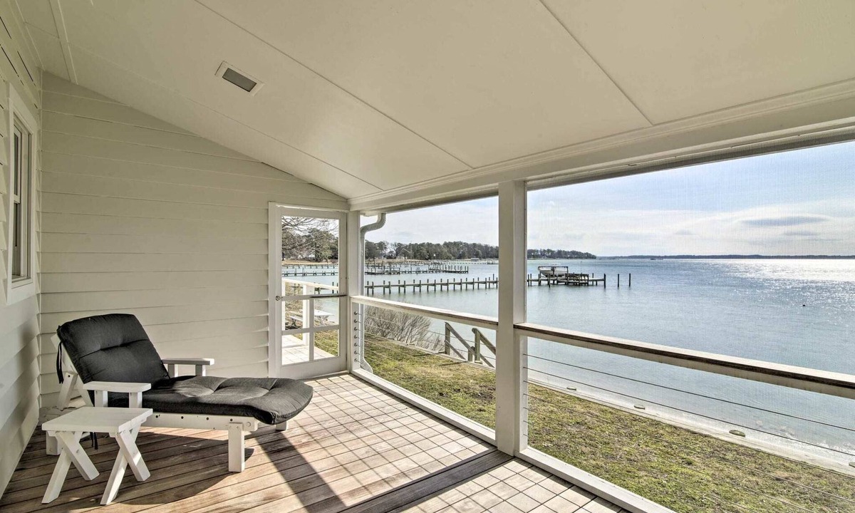 Deltaville Cottage | Charming Beach Cottage on Fishing Bay