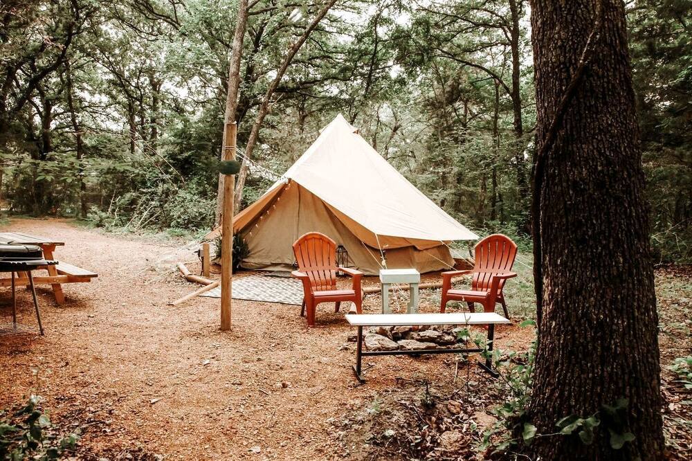 Coleman RV Rental | Charming Equipped Bell Tent Surrounded by Nature in Oklahoma