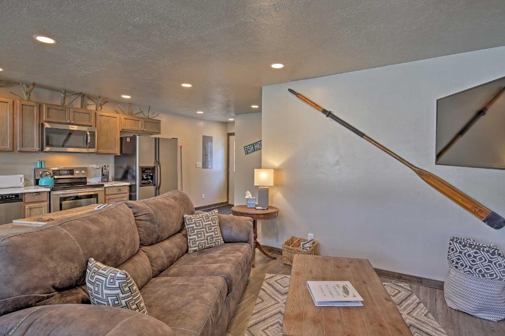 West Yellowstone House | Charming Home - 1 Mi to Yellowstone National Park!