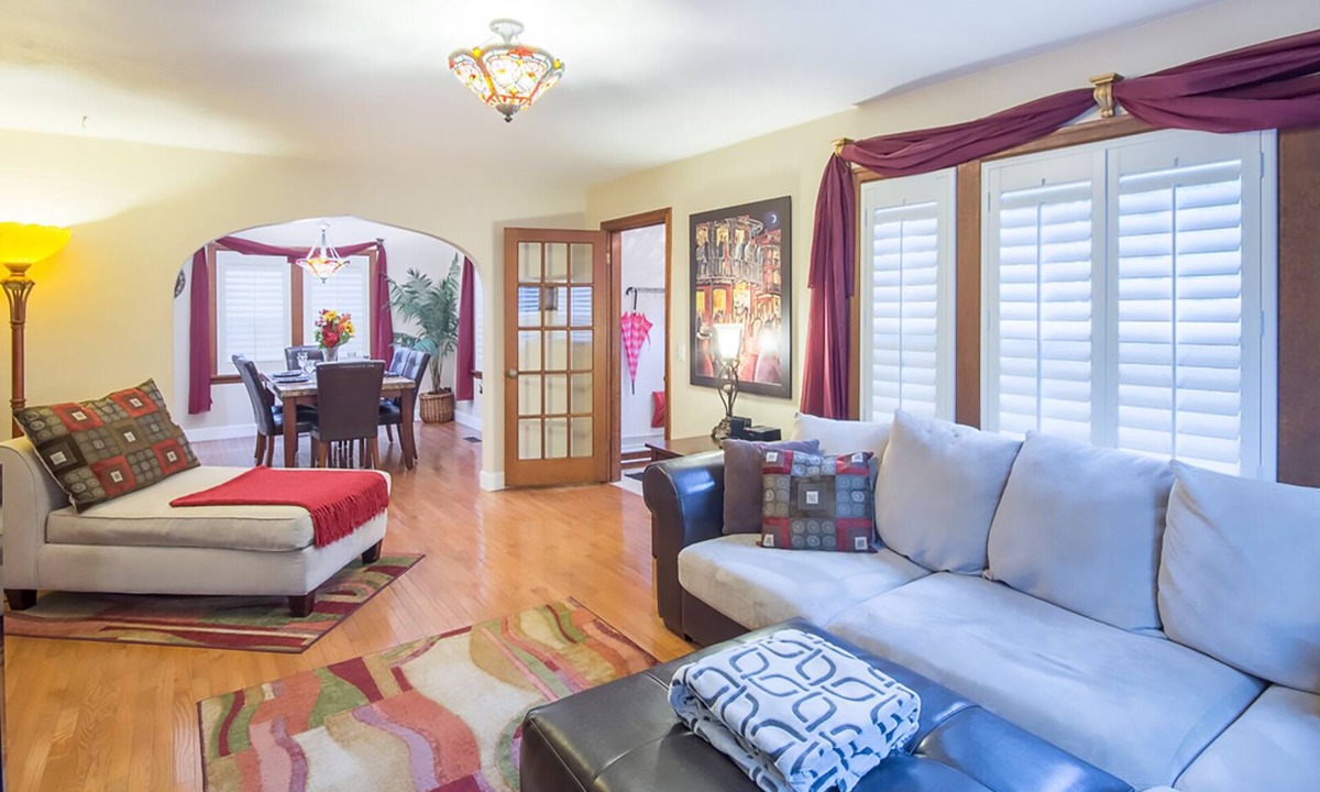 Coeur d'Alene House | Charming Retreat Nestled in Downtown Coeur D' Alene with a Sports Cellar