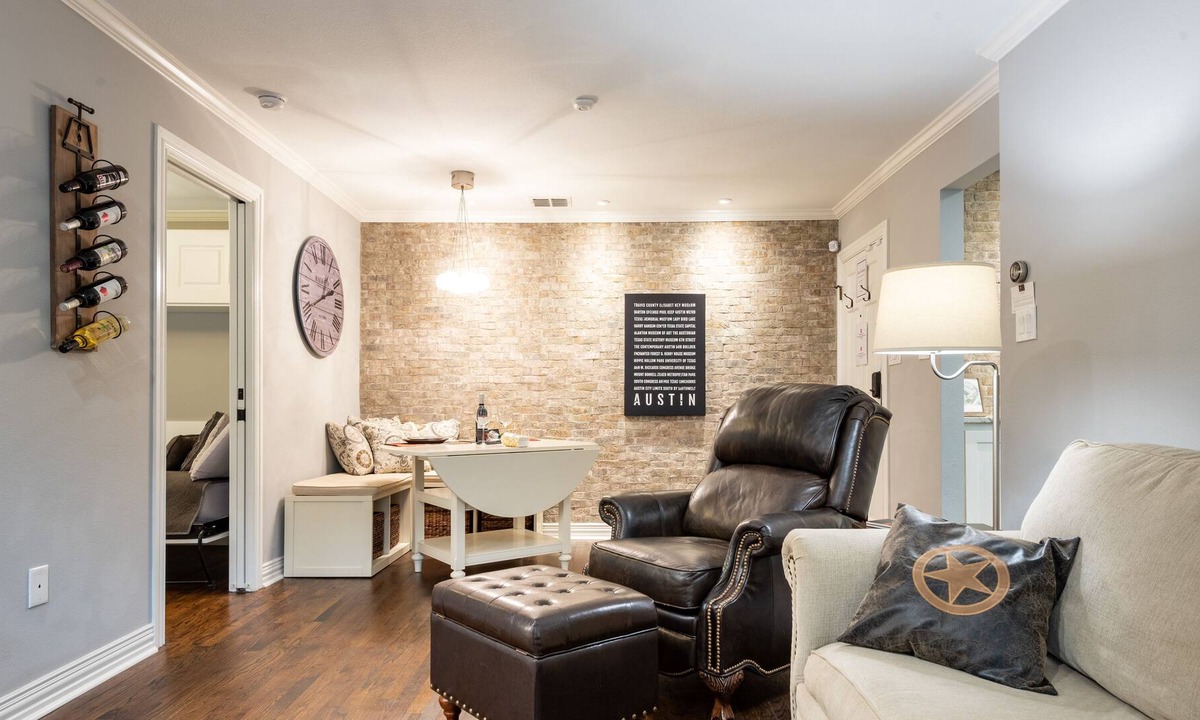 Hancock Condo | Classy Two Bedroom Hancock Condo