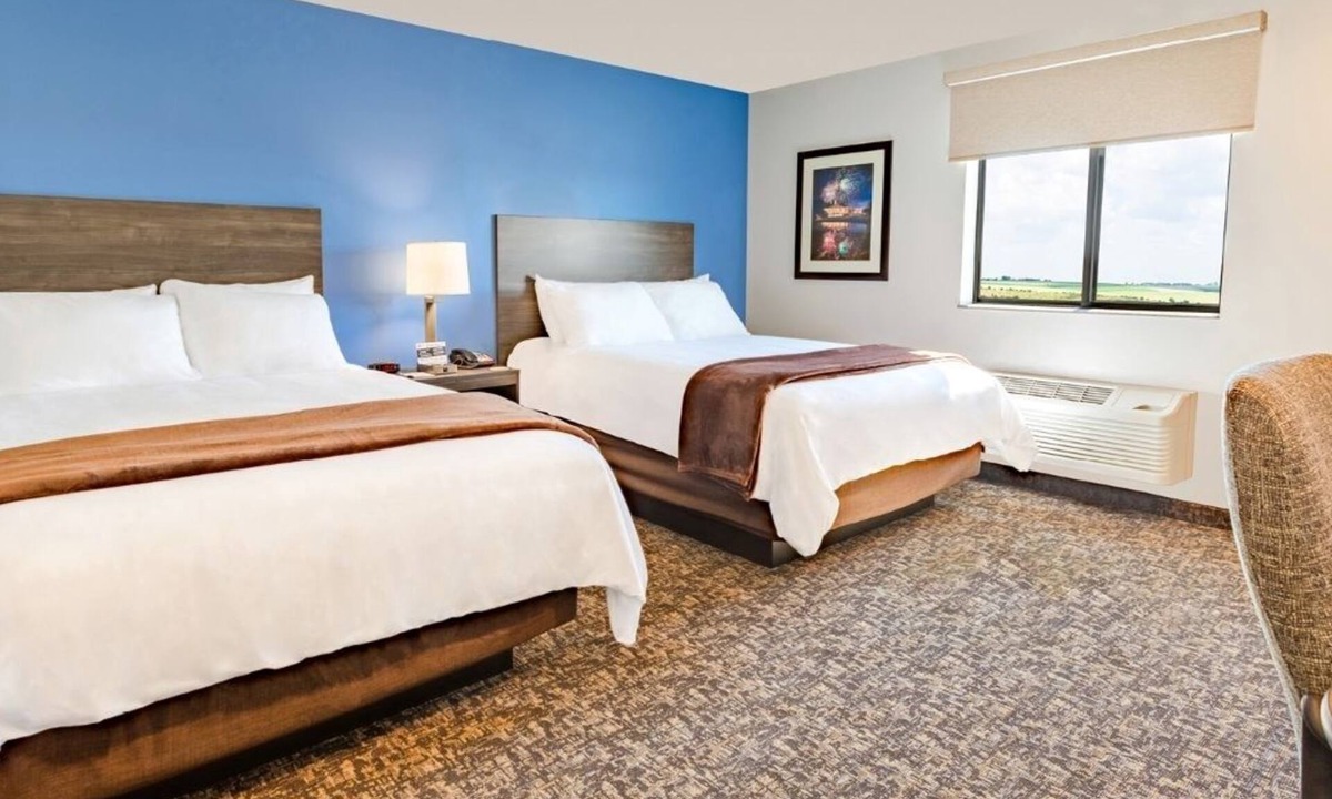 Augusta Hotel | Clean Pet-Friendly Room w/Kitchenette Near Downtown Augusta Attractions