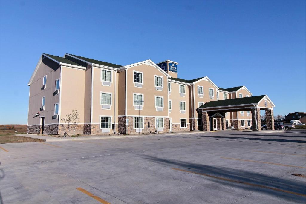 Beulah Hotel | Cobblestone Hotel & Suites - Beulah