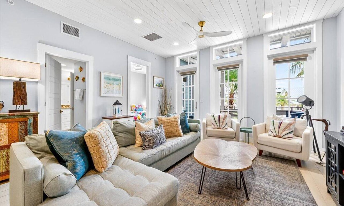 Cinnamon Shore Condo | Come stay with us at the Golden Hour! Spacious and relaxing 2 bed/2 bath cond
