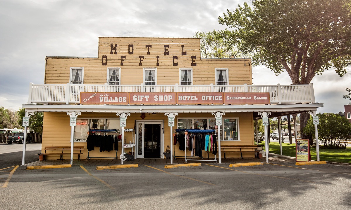 Cody Hotel | Comfort Inn at Buffalo Bill Village Resort