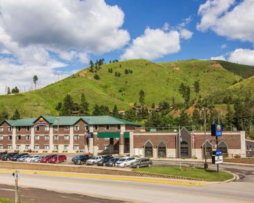 Comfort Inn Suites The Hills | Deadwood