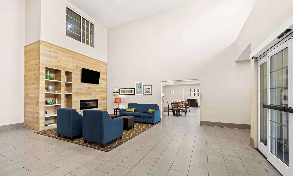 Archdale Hotel | Comfort Inn & Suites High Point - Archdale