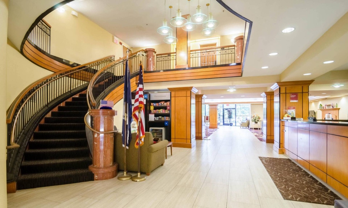 Innsbrook Hotel | Comfort Suites Innsbrook - Short Pump