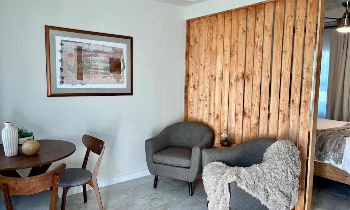 Brandon Apartment | Comfortable & peaceful studio
