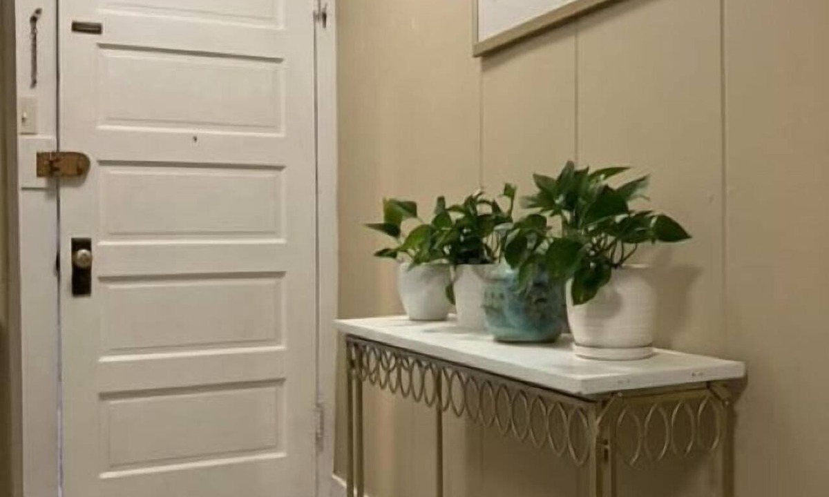 Freetown - Port Rico Apartment | Comfortable Private 1BR Retreat