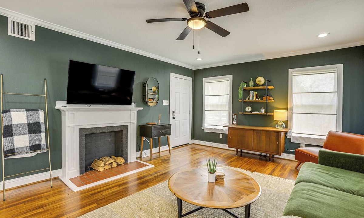 MacGregor Condo | Condo 2 Mi to Houston Zoo & 6 Mi to NRG Stadium!